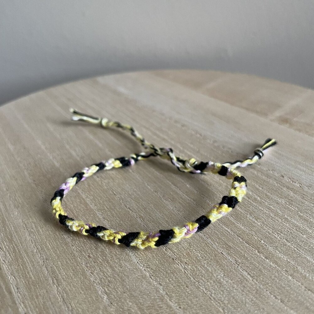 Ziggy Bracelet, anklet, trendy, comfortable, tie, embroidery thread, woven, gift